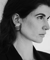 Boucles d’oreilles CUBE TROMPE L'OEIL - De Maarse Paris, le bijou d'artiste qui vous rend unique