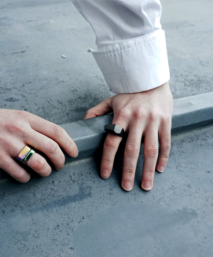 Bague SQUARE large homme - De Maarse Paris, le bijou d'artiste qui vous rend unique