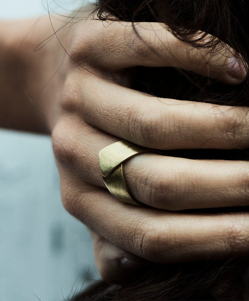 Bague OFFICER - De Maarse Paris, le bijou d'artiste qui vous rend unique